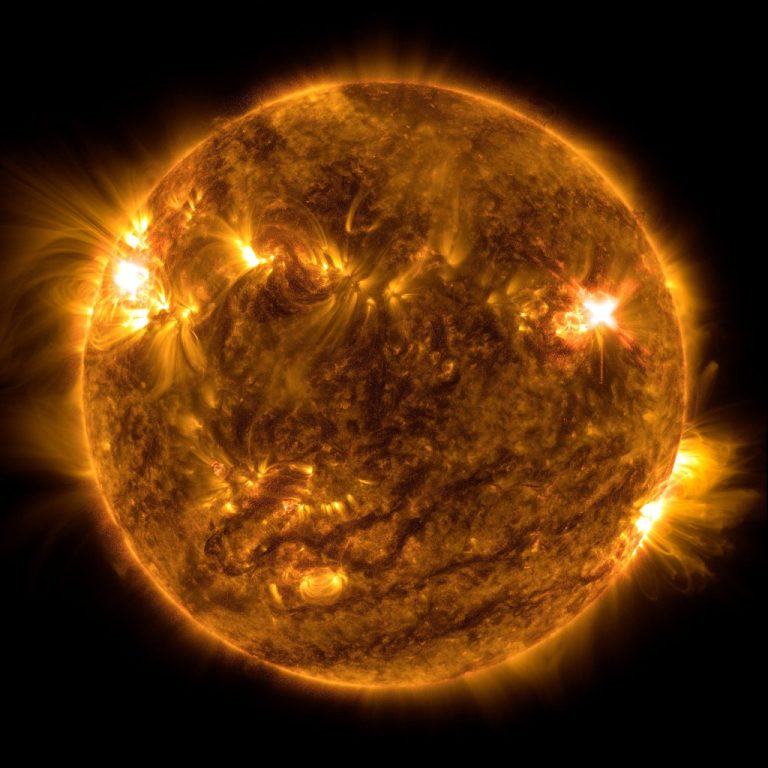 el-sol-ha-liberado-una-fuerte-llamarada-solar-madrid-deep-space