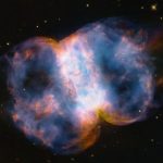 El Hubble celebra su 34 aniversario observando la nebulosa de la Pequeña Campana.